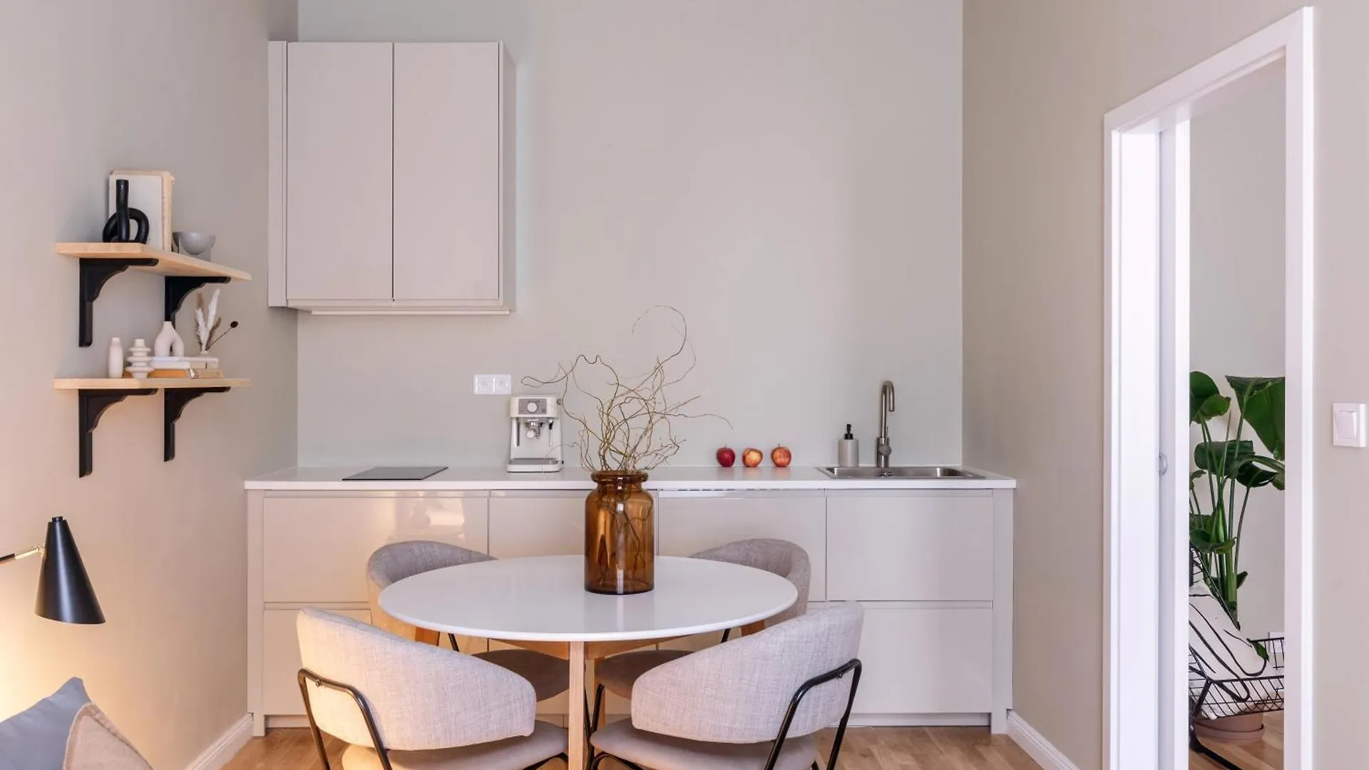 Turnkey I Karlin Square Apartments Prága 0*,